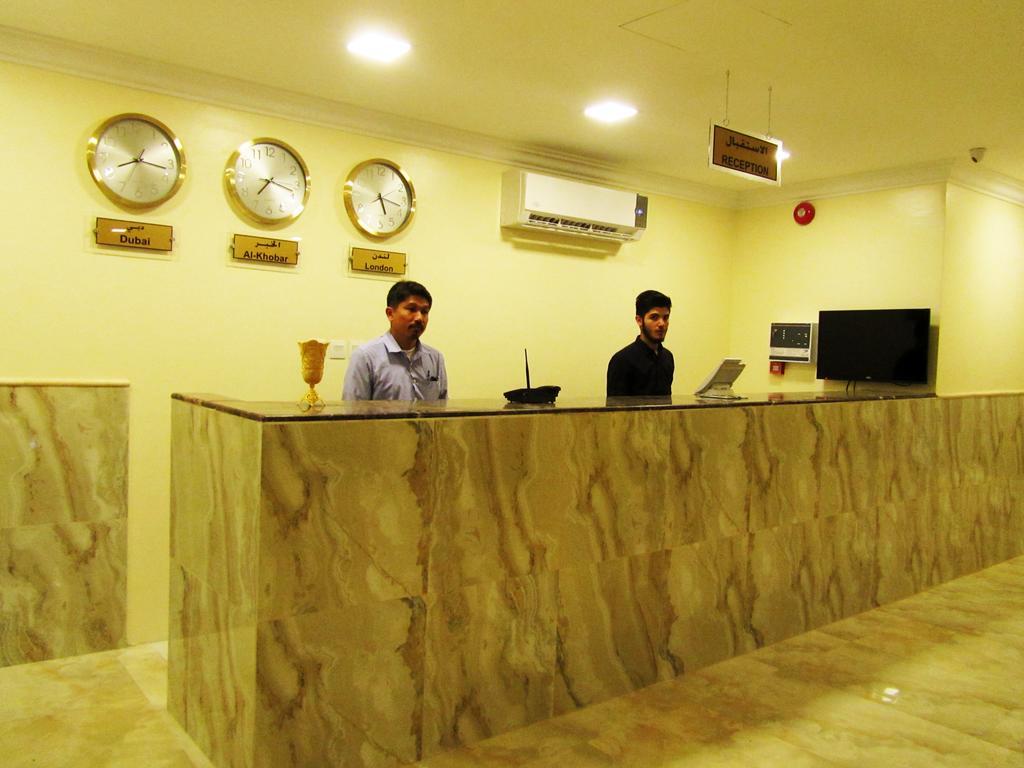 Jw Inn Hotel Nadinah Ngoại thất bức ảnh