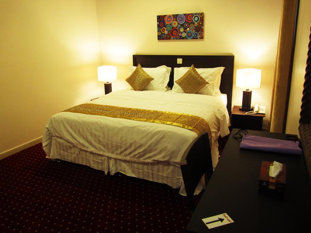 Jw Inn Hotel Nadinah Phòng bức ảnh
