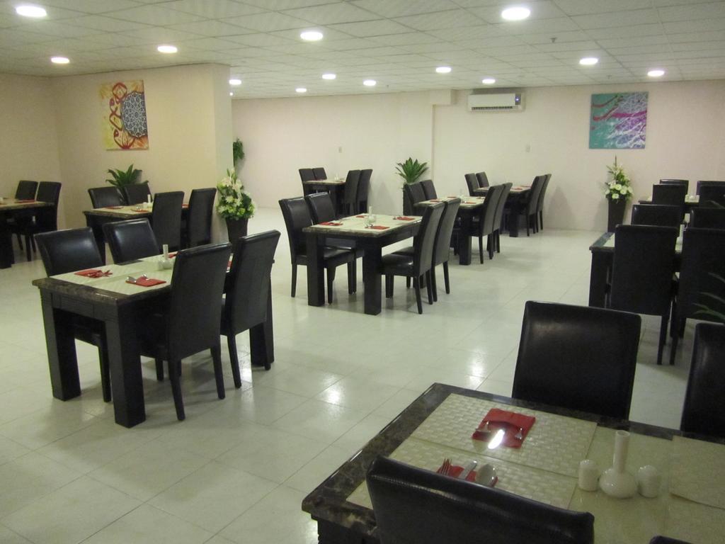 Jw Inn Hotel Nadinah Ngoại thất bức ảnh